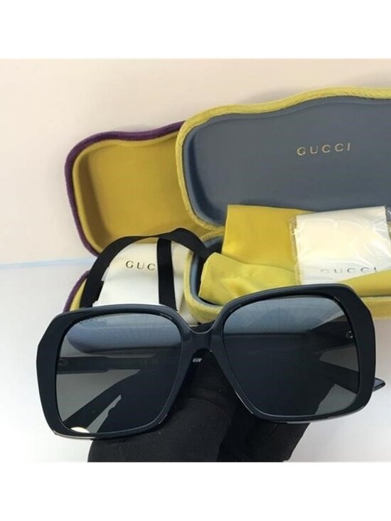 New Authentic Gucci Grey Square Ladies Sunglasses GG0533SA 001 56 main image 11